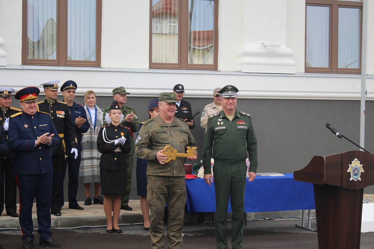 Силами Военно-строительного комплекса в эксплуатацию сдан Кадетский корпус Следственного комитета РФ в Севастополе