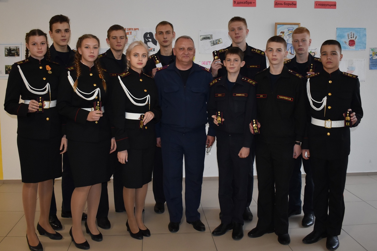 Обучающимся Севастопольского кадетского корпуса СК России присвоены первые и очередные звания