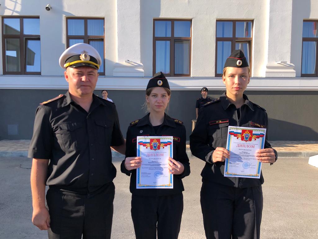 В Севастопольском кадетском корпусе СК России состоялось торжественное построение, посвященное Дню воинской славы России