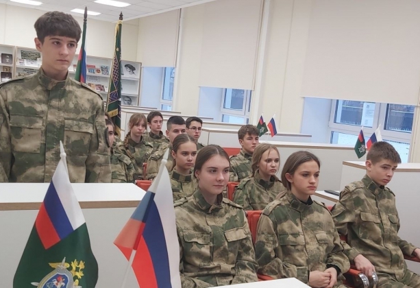 Обучающиеся образовательных организаций СК России приняли участие в видеоконференции, посвященной подвигу участников специальной военной операции
