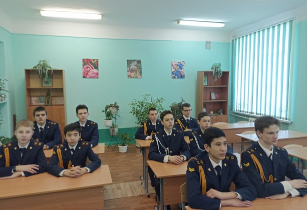 Обучающиеся ведомственных образовательных организаций и профильных кадетских классов СК России приняли участие в конференции, посвященной 80-летию битвы за Днепр