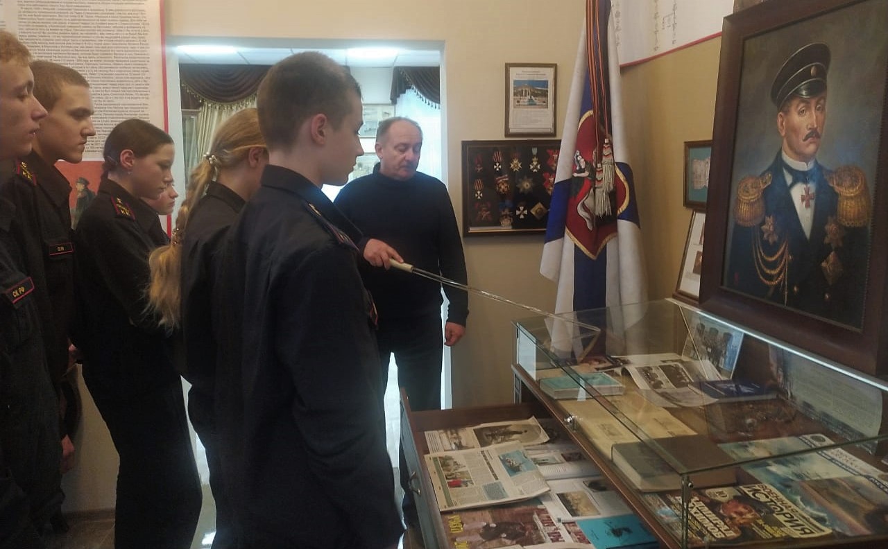 Севастопольские кадеты СК России побывали на экскурсии в музее «Казематы 14-й береговой батареи»