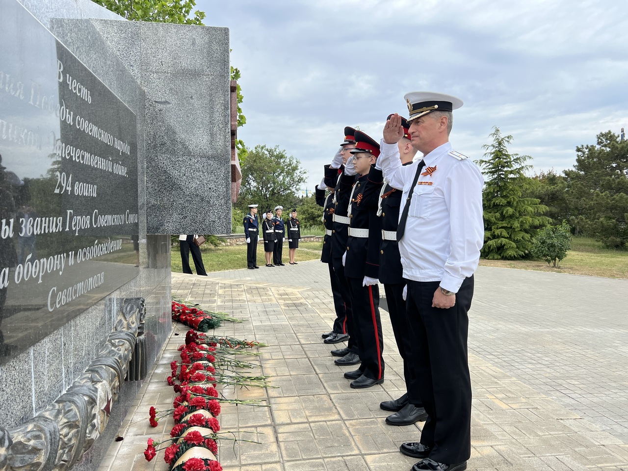 Севастопольский кадетский корпус СК России почтил память Героев Советского Союза и тружеников тыла