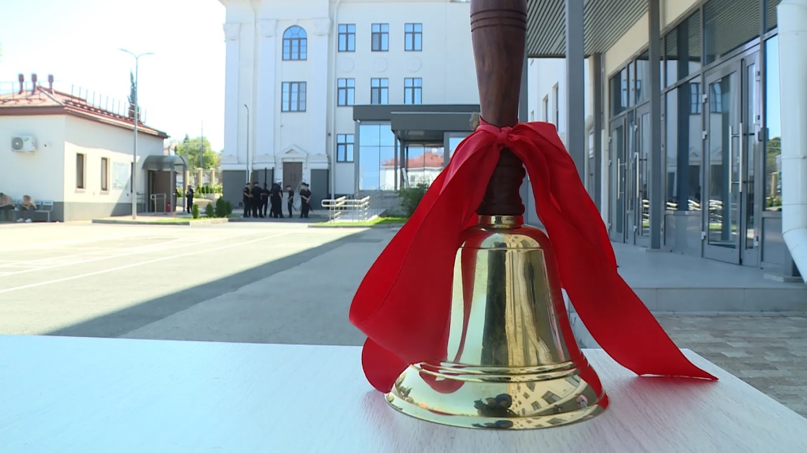 Сюжет "Вести. Севастополь": Севастопольский кадетский корпус Следственного комитета принял новых воспитанников