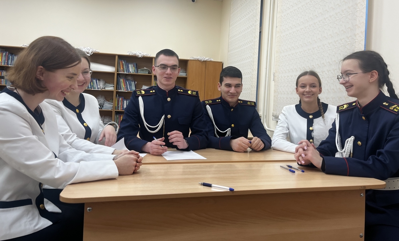 Среди кадет ведомственных кадетских корпусов проведена правовая игра-викторина «Человек, общество, право»