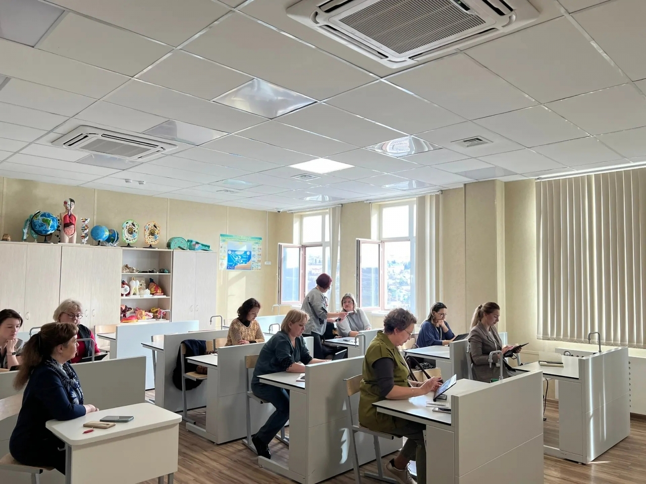 Педагоги и сотрудники ведомственных кадетских корпусов обсудили результаты внедрения в образовательную деятельность новых федеральных образовательных программ основного и среднего общего образования